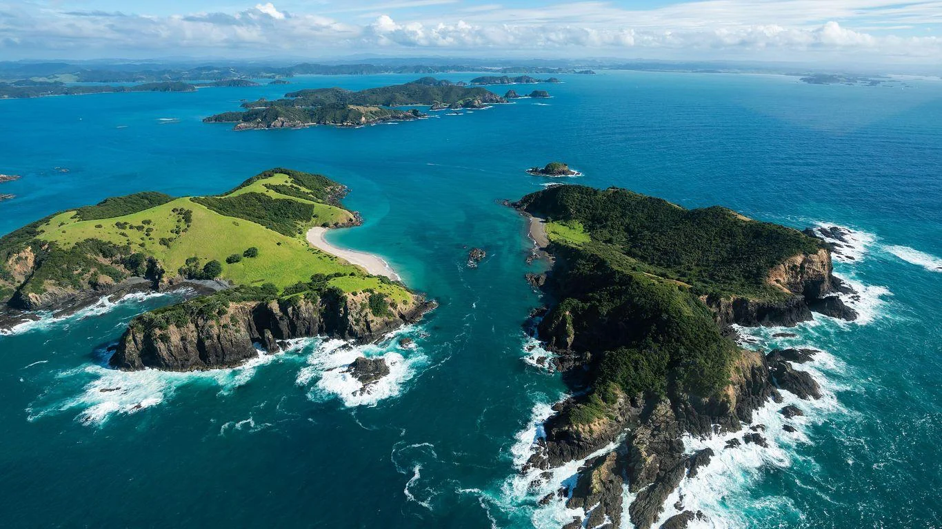 The Bay of Islands from the air — 144 islands in a subtropical sea